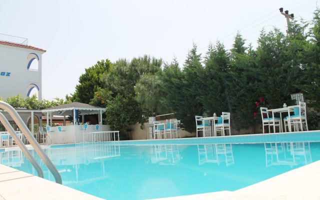 Altinyaz Hotel