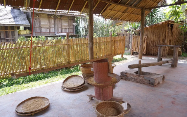 Phuruarounmai Resort