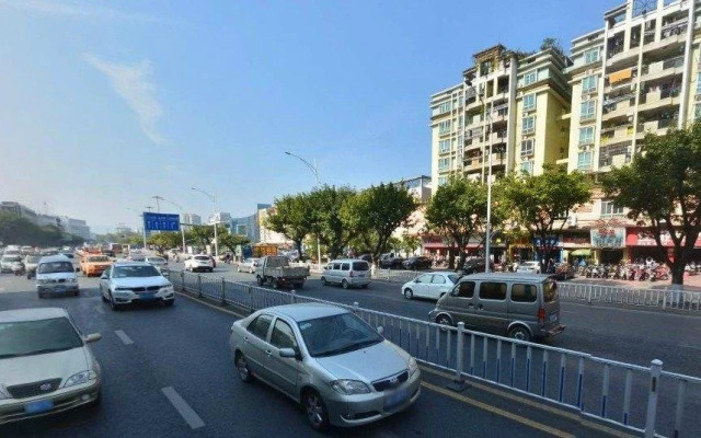 Yoland Hotel