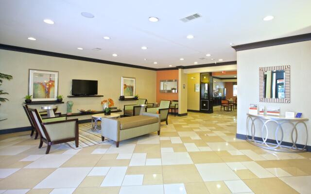 Holiday Inn Express Acworth - Kennesaw Northwest, an IHG Hotel