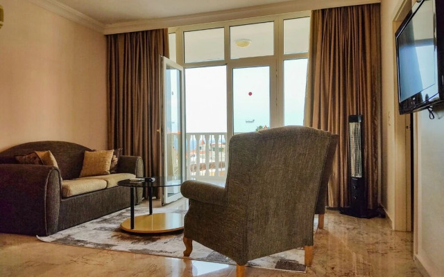 07 Group Hotel