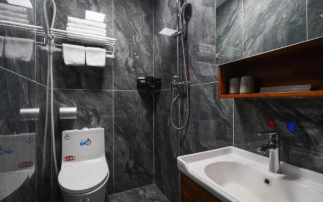 Light Stay·Yuexiang Hotel (Xi’an Dayan Pagoda Metro Station)