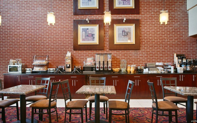 Best Western Plus Reading Inn & Suites