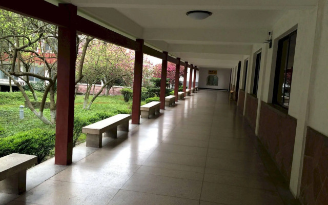 Pipaxi Hotel
