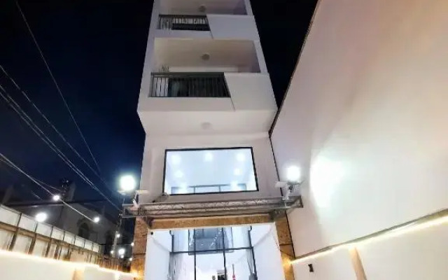 MM's House