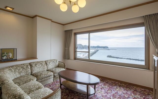 Mikazuki Sea-Park Hotel Katsuura