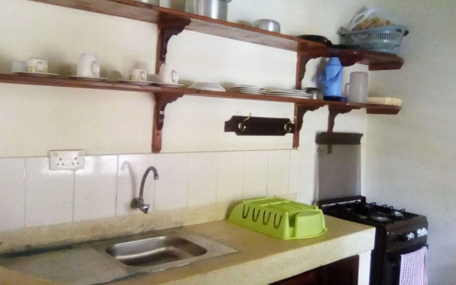 Apple Mango Apartments