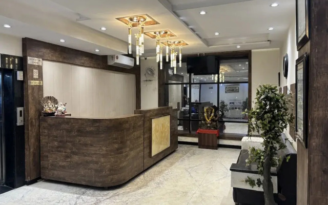 Hotel Opal Courtyard