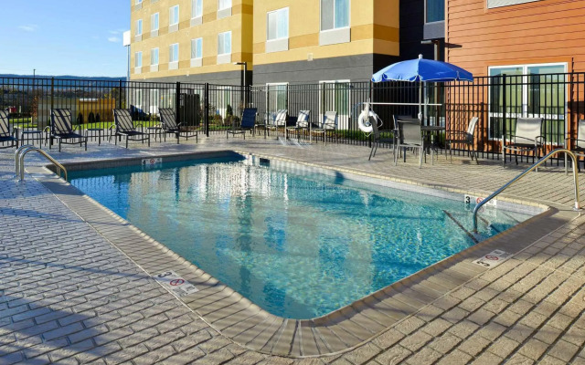 Fairfield Inn & Suites by Marriott Martinsburg