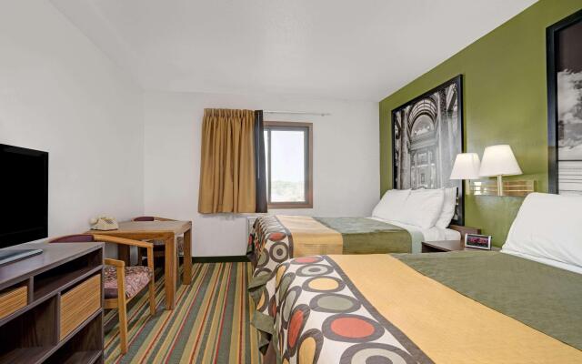 Super 8 By Wyndham Buffalo