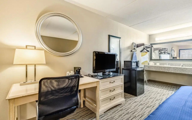 Travelodge Tupelo