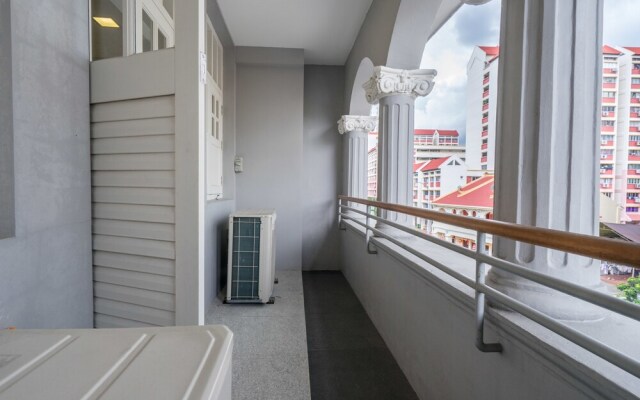 MetroResidences Modern Cozy Attic