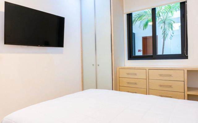 Menesse On The Beach 4 1 Bedroom Condo