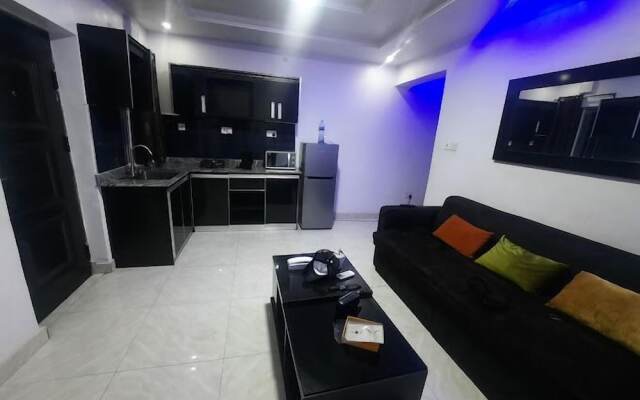 Ekulu Apartments