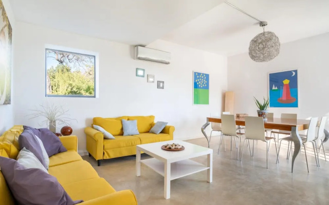 Villa Il Cavaliere Dependance by Elite Villas