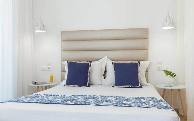 Lyristis Dinos Studios & Apartments