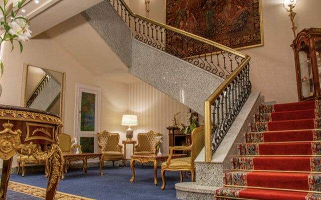 The Palace Hotel - Adults Only