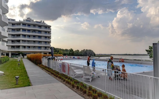 Apartment in Rogowo Near Beach and Lake