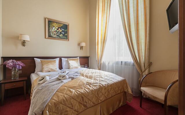 Conviva Hotel