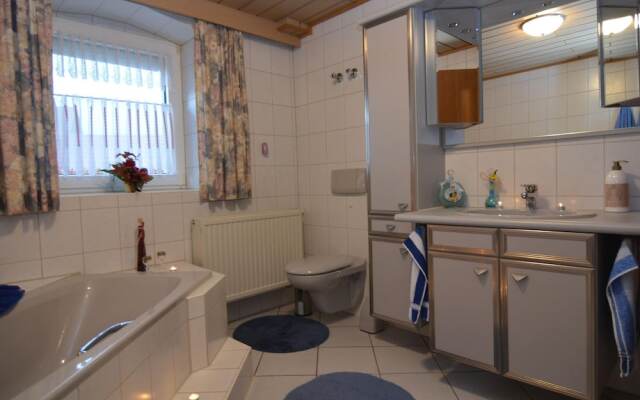 Cozy Holiday Home in Stadlern near Ski Slopes