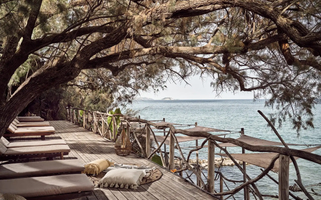 Gloria Maris Hotel Suites & Villas