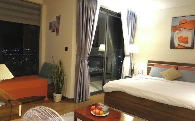 Kira Kira 's Apartment