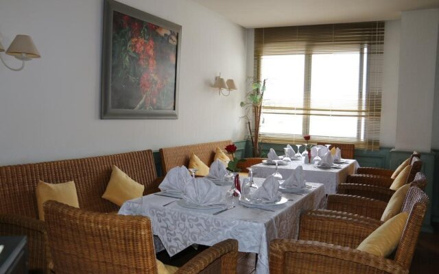 Rihab Hotel