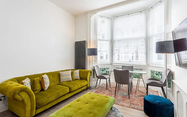 Charming Chelsea Flat