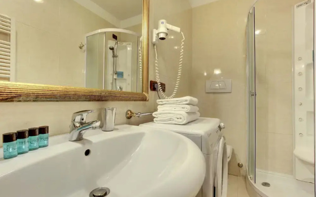 Byron S Marco - Locz