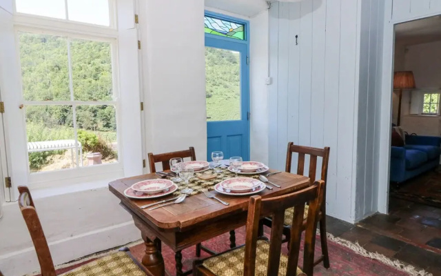 Dolwylan Cottage