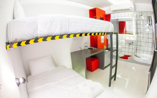Little Box Hotel