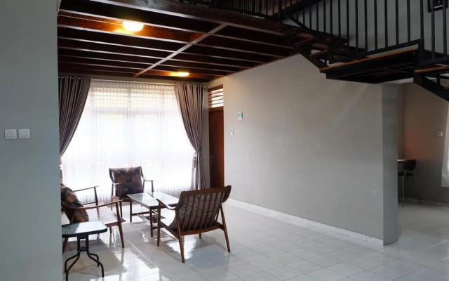 Omah Dronjongan Homestay Yogyakarta
