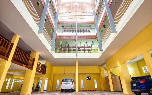 NonNee Lampang Hotel