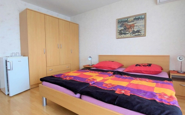 Sleek and Serene Rooms Crikvenica