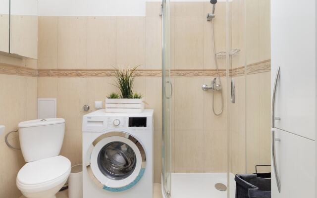 Apartment Komandorska by Renters