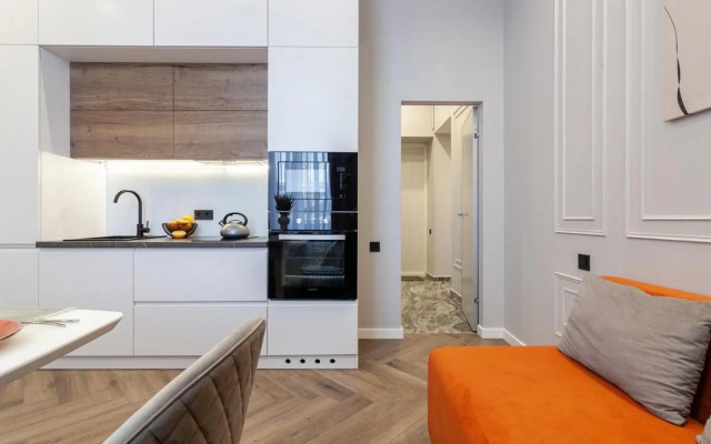 Кості Левицького 11