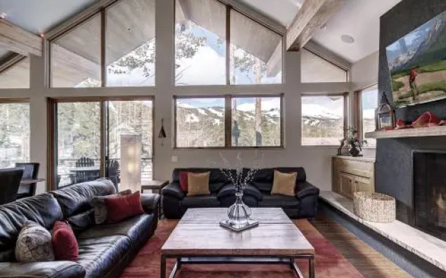 White Cloud Mountain Home