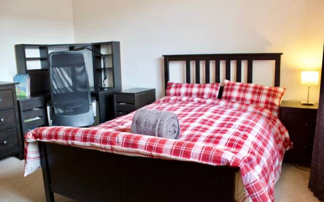 2 Bedroom Flat In Leafy Morningside