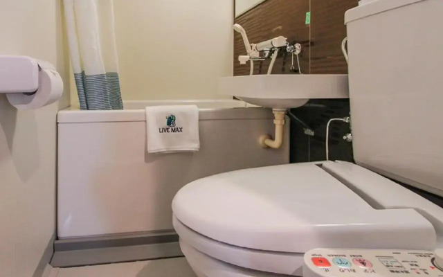 Hotel LiVEMAX Umeda Douyama