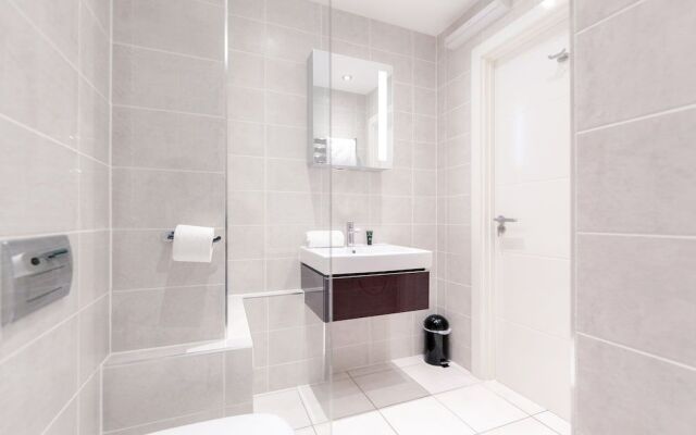Roomspace Apartments -New Manor House