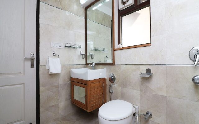 OYO 14005 Home Lake View 2BHK Zoo Road