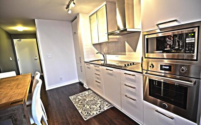 Toronto Escape - Onyx Suite