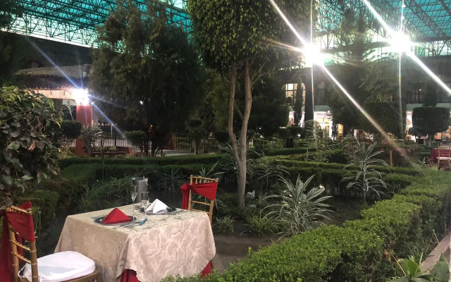 Radisson Hotel & Convention Center Toluca