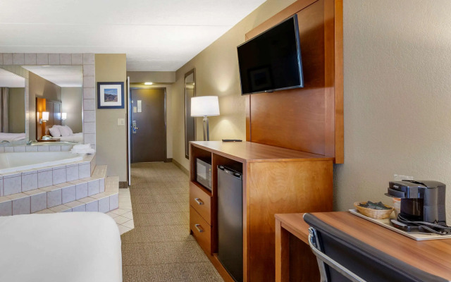 Comfort Inn Alliance