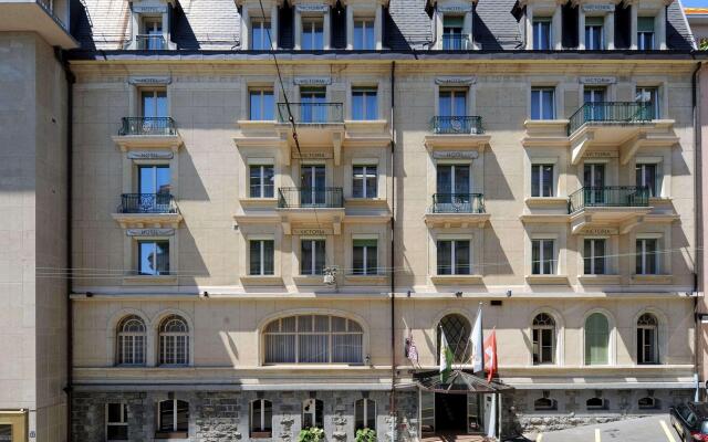 hotelImage