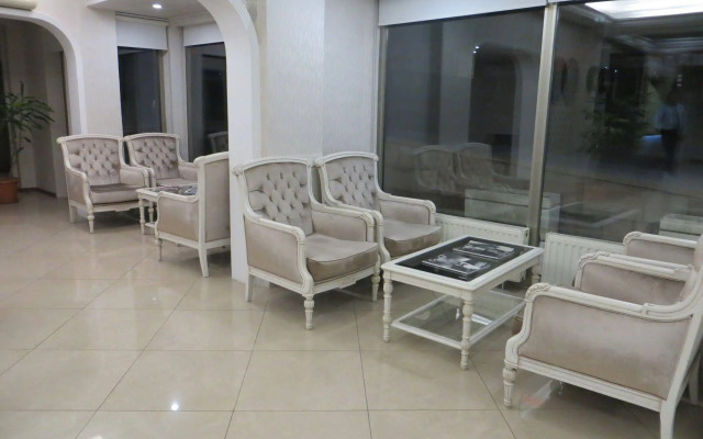 Ozilhan Hotel