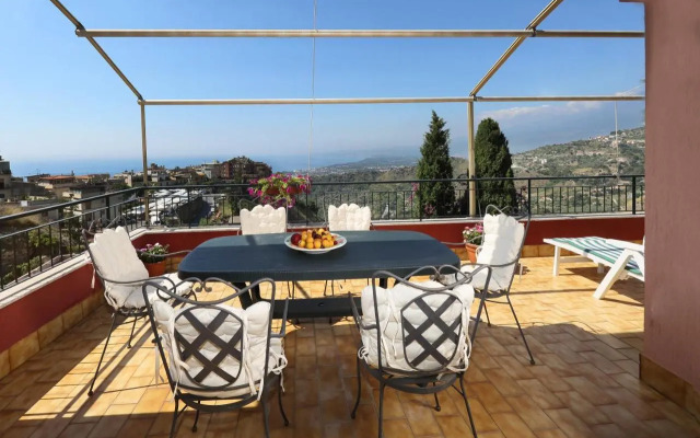 Terrazza Sull'Etna Holidays Apartment