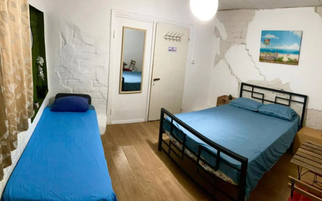 Low-Cost Guesthouse - By The Beach!
