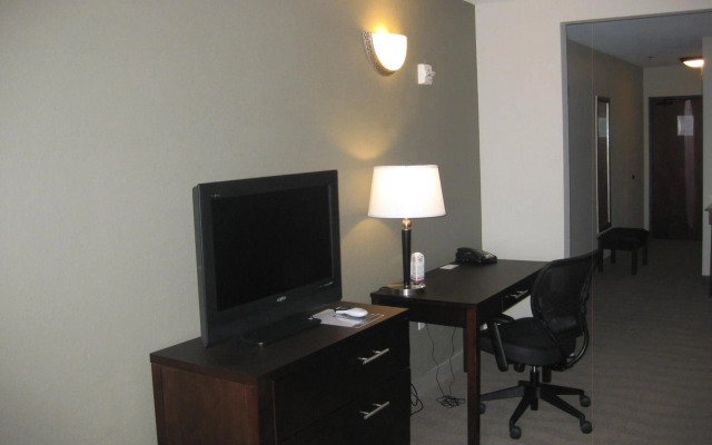 Country Inn & Suites by Radisson, Dearborn, MI