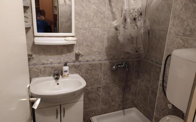 Apartment Atina